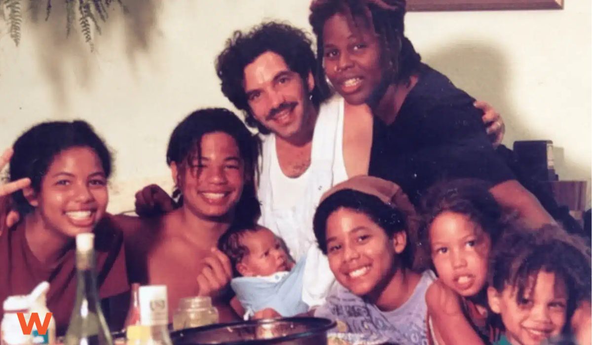  Joel Smollett