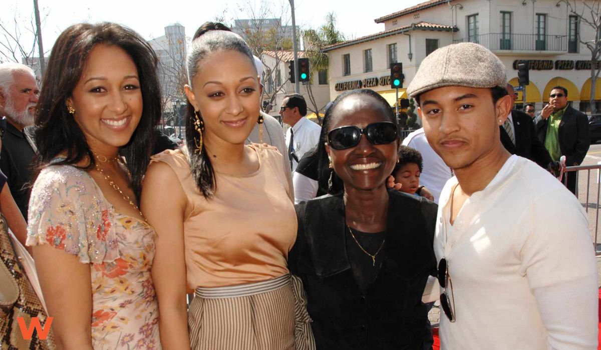 Timothy Mowry